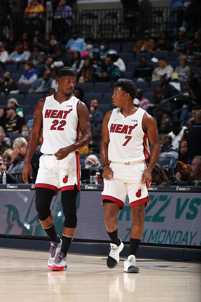 队记:场下和巴特勒关系最好的洛瑞 也厌倦了前者场上的顽固任性